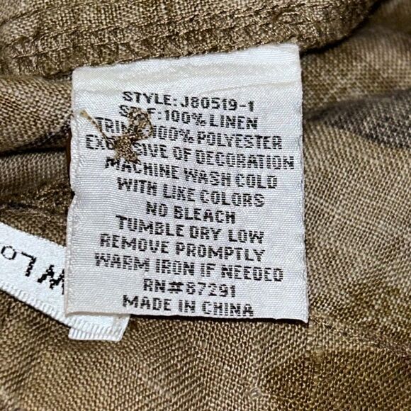 Johnny Was Burke Linen Shorts - Picture 11 of 11